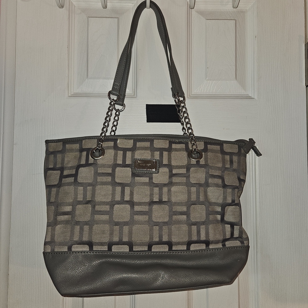 Stylish Gray Patterned Tote Bag